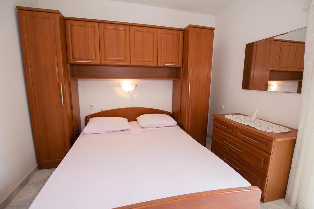 Apartments Bartul Sućuraj Exterior foto